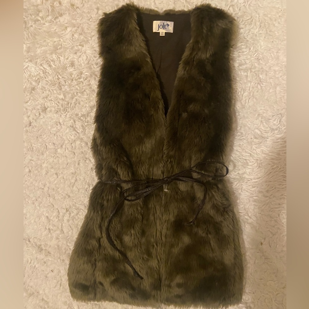 Jolt XS faux fur vest with belt - BNWT